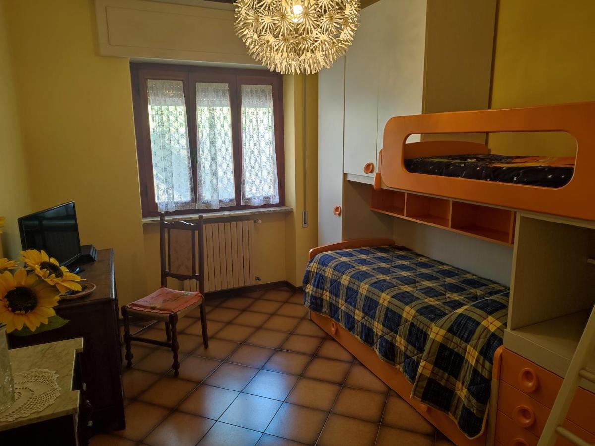 Tuscany Break Gallicano Bagian luar foto